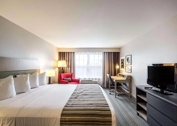 Country Inn&Suites by Radisson, Fond du Lac, WI