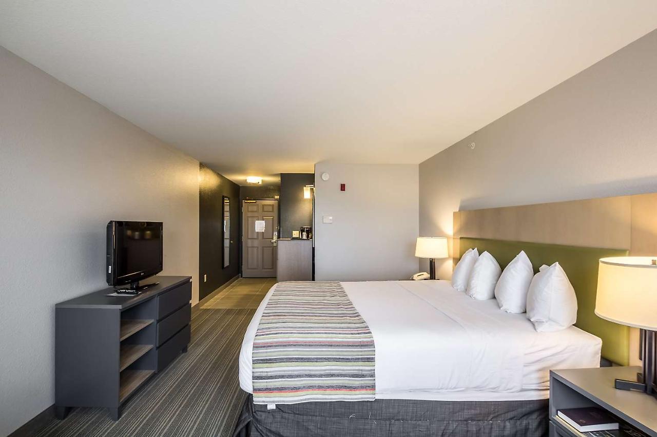 Country Inn&suites By Radisson, Fond Du Lac, Wi Hotel