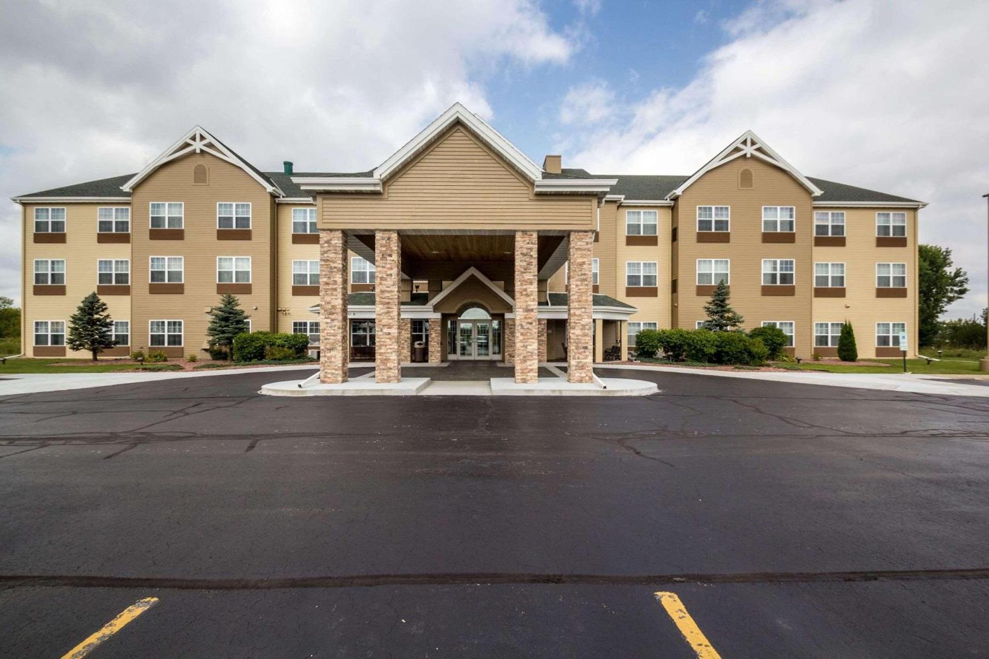 Country Inn&suites By Radisson, Fond Du Lac, Wi Hotel