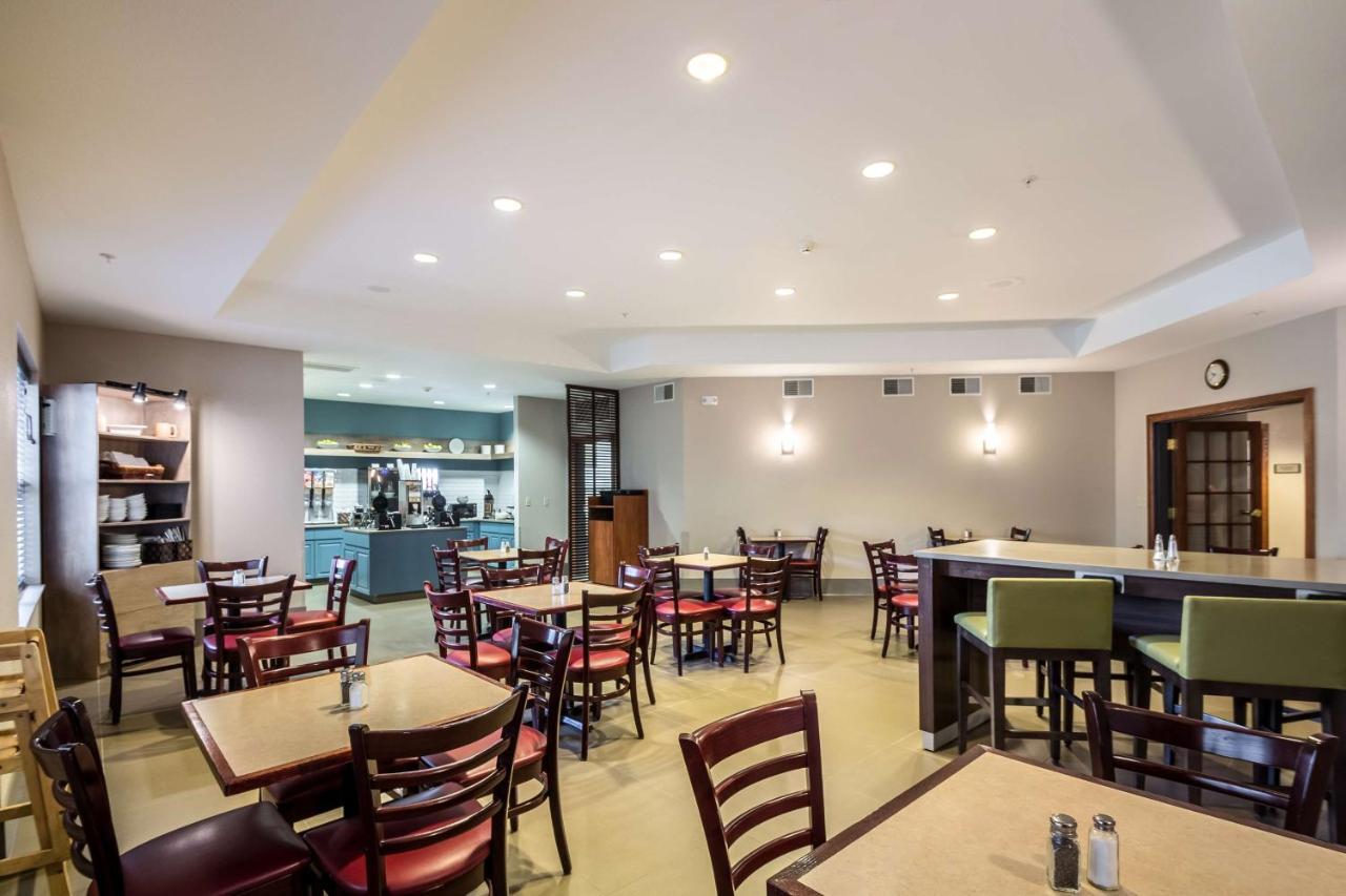 Country Inn&suites By Radisson, Fond Du Lac, Wi Hotel 3*